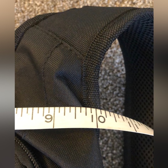 NWT Everest backpack - Picture 8 of 9